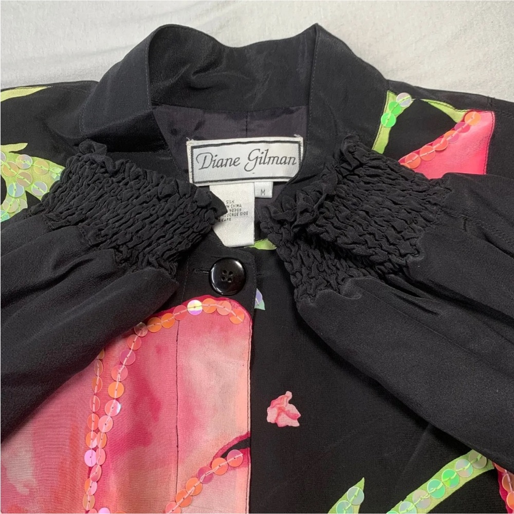 Diane Gilman! 100% silk! Gorgeous Flowered jacket! - Picture 2 of 5
